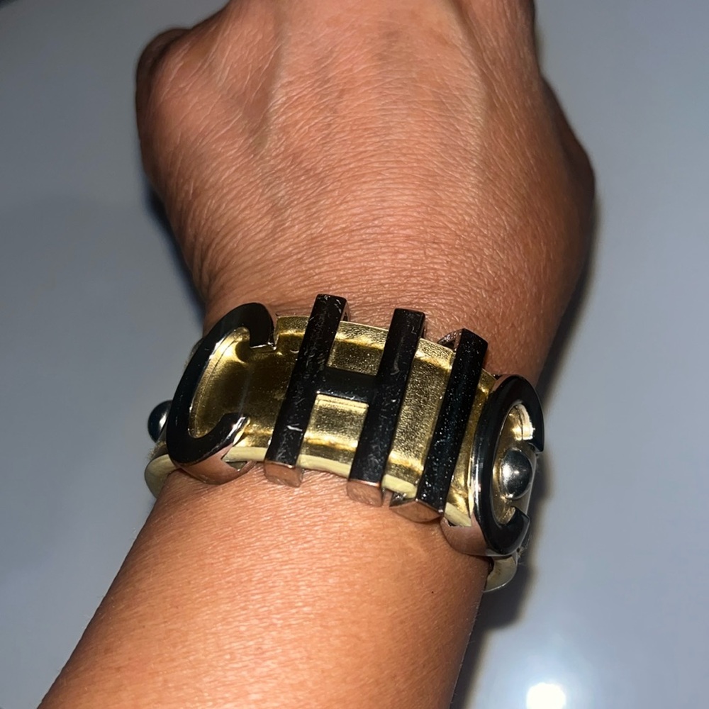 5/$10. Ladies CHIC bracelet